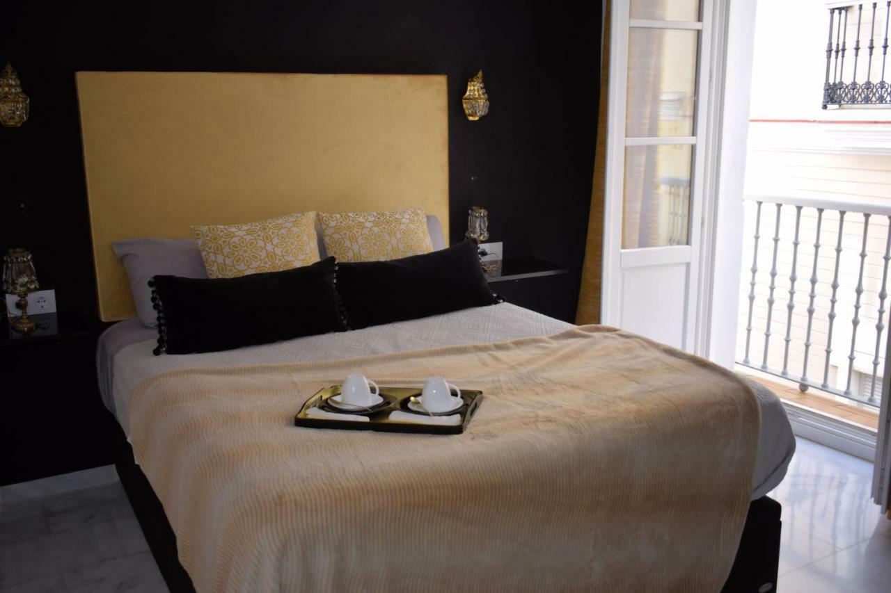 Apartamento Luxury Apartment Cadiz Bagian luar foto